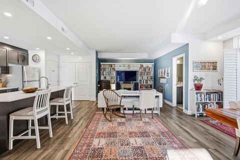 Photo 9 at B - 310 Tulum Crescent, Emerald Meadows/Trailwest, Kanata