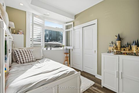 Photo 23 at B - 310 Tulum Crescent, Emerald Meadows/Trailwest, Kanata