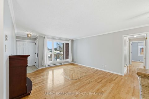 Photo 7 at 106 - 1760 Cabaret Lane, Fallingbrook/Pineridge, Orleans