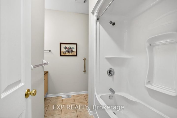 Photo 20 at 215 Cairnsmore Circle, Nepean (Stonebridge), Ottawa