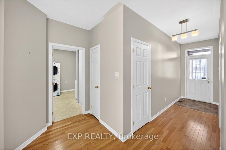 Photo 21 at 215 Cairnsmore Circle, Nepean (Stonebridge), Ottawa