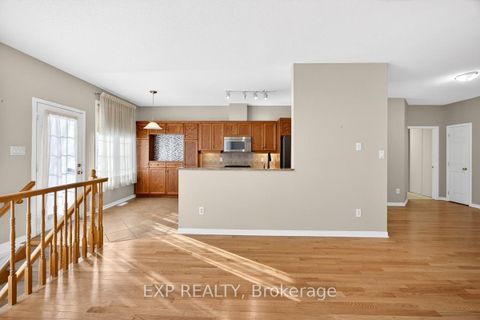Photo 9 at 215 Cairnsmore Circle, Nepean (Stonebridge), Ottawa
