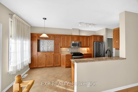Photo 10 at 215 Cairnsmore Circle, Nepean (Stonebridge), Ottawa