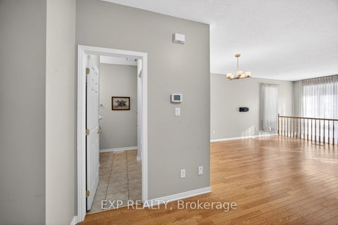 Photo 19 at 215 Cairnsmore Circle, Nepean (Stonebridge), Ottawa