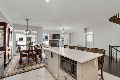 Photo 11 at 249 Fountainhead Drive, Mer Bleue/Bradley Estates/Anderson Park, Orleans