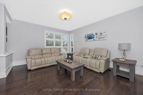 Photo 5 at 51 Bridle Crest Court, Bridlewood, Kanata