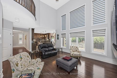 Photo 11 at 51 Bridle Crest Court, Bridlewood, Kanata