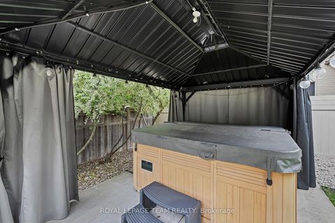 Photo 43 at 51 Bridle Crest Court, Bridlewood, Kanata