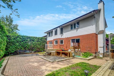 Photo 24 at 25 SPINDLE Way, Stittsville (South), Stittsville