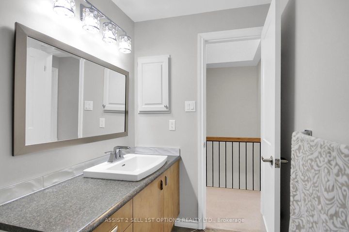 Photo 14 at 22 Castlebrook Lane, Nepean (Centrepointe), Ottawa