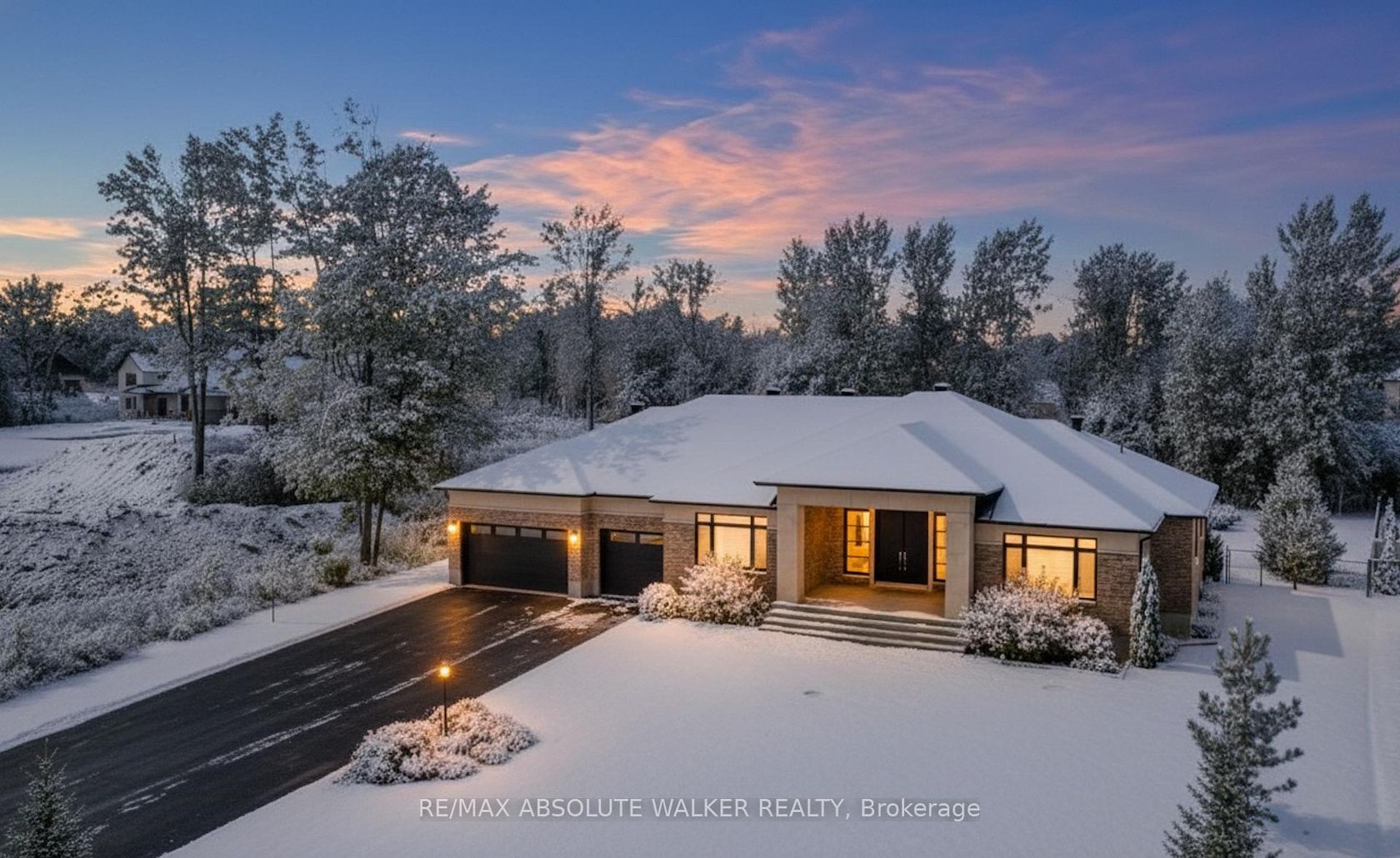 700 Mcmanus Avenue, Manotick Village & Manotick Estates, Manotick 2