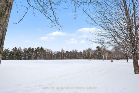 Photo 27 at 1970 Wildflower Drive, Queenswood Heights South, Orleans