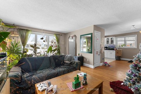 Photo 2 at 816 Willow Avenue, Chatelaine Village, Orleans