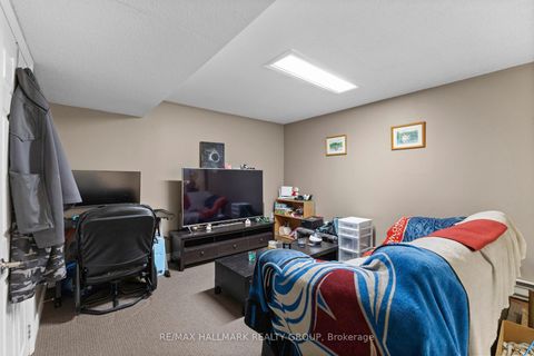 Photo 14 at 816 Willow Avenue, Chatelaine Village, Orleans