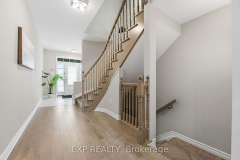 Photo 6 at 118 Discovery Crescent, Stittsville (North), Stittsville