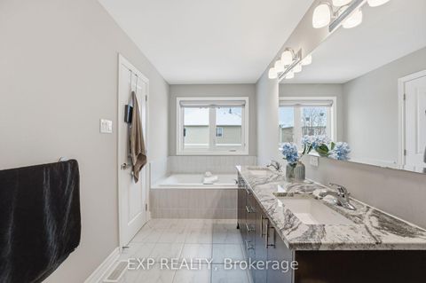 Photo 35 at 118 Discovery Crescent, Stittsville (North), Stittsville