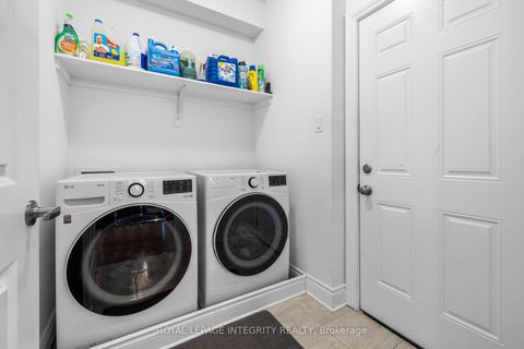 Photo 9 at 512 Cardamom Terrace, Stittsville (South), Stittsville