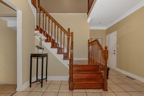 Photo 13 at 644 Valin Street, Fallingbrook/Gardenway South, Orleans