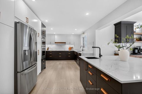 Photo 9 at 6560 Michelangelo Court, North Gower, Manotick