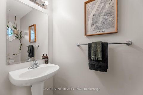 Photo 4 at 568 Voie Du Pin Rouge Way, Mer Bleue/Bradley Estates/Anderson Park, Orleans