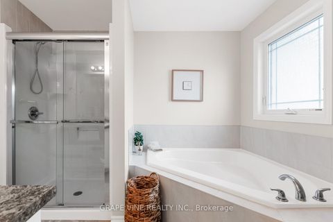 Photo 21 at 568 Voie Du Pin Rouge Way, Mer Bleue/Bradley Estates/Anderson Park, Orleans