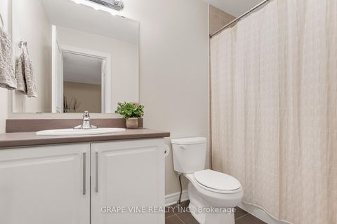 Photo 24 at 568 Voie Du Pin Rouge Way, Mer Bleue/Bradley Estates/Anderson Park, Orleans