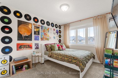 Photo 25 at 568 Voie Du Pin Rouge Way, Mer Bleue/Bradley Estates/Anderson Park, Orleans