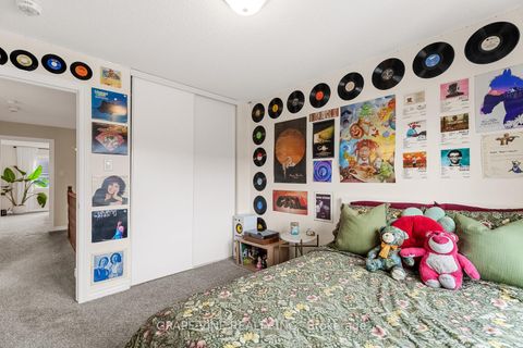 Photo 26 at 568 Voie Du Pin Rouge Way, Mer Bleue/Bradley Estates/Anderson Park, Orleans