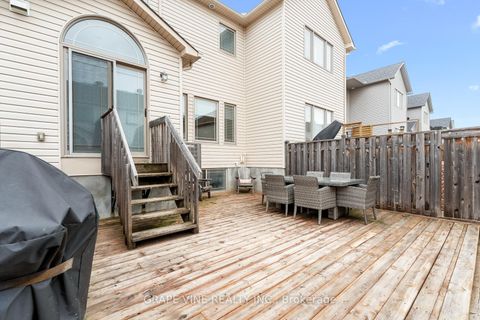 Photo 32 at 568 Voie Du Pin Rouge Way, Mer Bleue/Bradley Estates/Anderson Park, Orleans