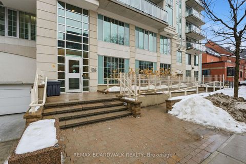 Photo 1 at 908 - 138 Somerset Street W, Ottawa Centre/Golden Triangle, Ottawa Centre