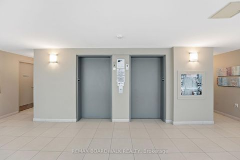 Photo 8 at 908 - 138 Somerset Street W, Ottawa Centre/Golden Triangle, Ottawa Centre