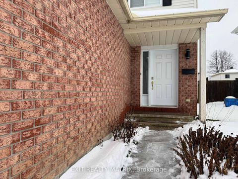 Photo 2 at 712 Mathieu Way, Fallingbrook/Pineridge, Orleans