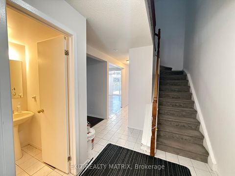 Photo 4 at 712 Mathieu Way, Fallingbrook/Pineridge, Orleans