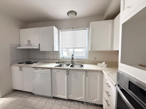 Photo 8 at 712 Mathieu Way, Fallingbrook/Pineridge, Orleans