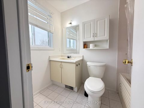 Photo 10 at 712 Mathieu Way, Fallingbrook/Pineridge, Orleans