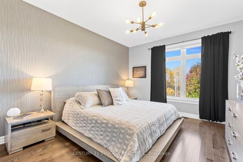 Photo 22 at 579 Baie-Des-Castors Street, Camelot, Orleans