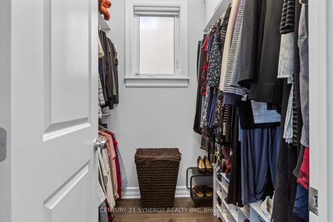 Photo 25 at 579 Baie-Des-Castors Street, Camelot, Orleans