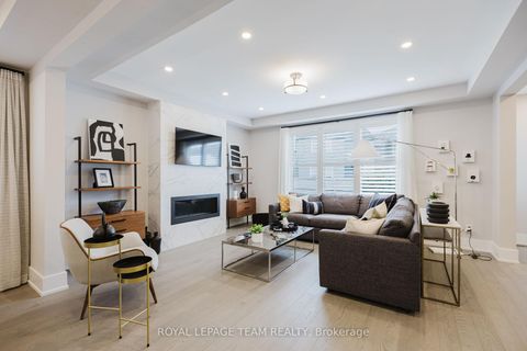 Photo 6 at 1041 Elixir Place, Morgan's Grant/South March, Kanata