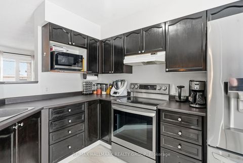 Photo 10 at 480 Wincanton Drive, Chatelaine Village, Orleans