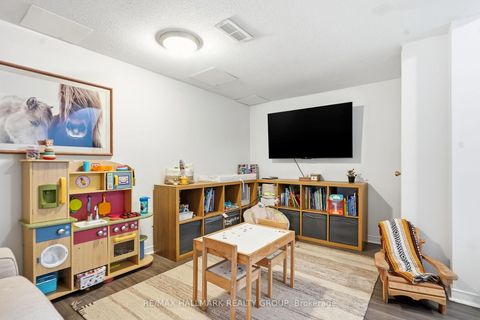 Photo 27 at 480 Wincanton Drive, Chatelaine Village, Orleans