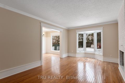 Photo 5 at 1078 ST EMMANUEL Terrace, Convent Glen North, Orleans