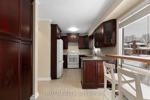 Photo 12 at 1078 ST EMMANUEL Terrace, Convent Glen North, Orleans