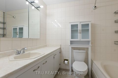 Photo 29 at 1078 ST EMMANUEL Terrace, Convent Glen North, Orleans