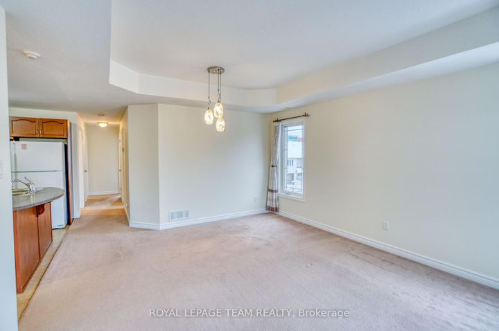 Photo 13 at 7 - 176 Paseo Private, Nepean (Centrepointe), Ottawa