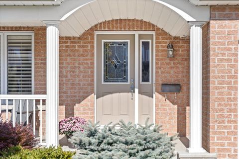 Photo 2 at 906 Pellerin Place, Avalon East, Orleans