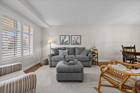 Photo 4 at 906 Pellerin Place, Avalon East, Orleans