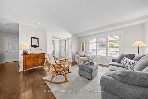 Photo 8 at 906 Pellerin Place, Avalon East, Orleans