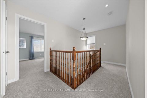 Photo 23 at 906 Pellerin Place, Avalon East, Orleans