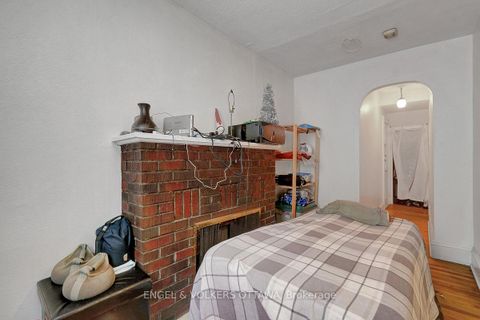 Photo 7 at 258 Kent Street, Ottawa Centre