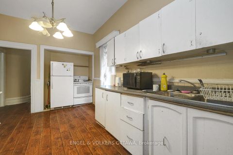 Photo 11 at 256 Kent Street N, Ottawa Centre